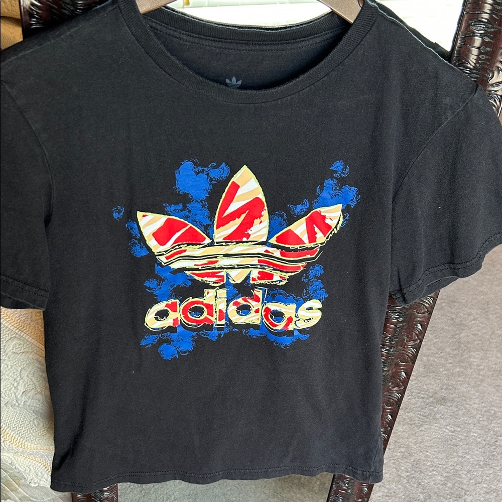 Adidas short sleeve black shirt Boys Large long